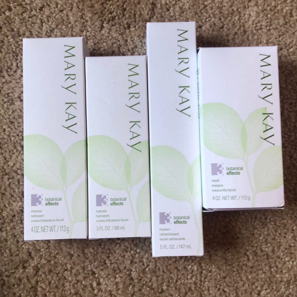 Mary Kay botanical set